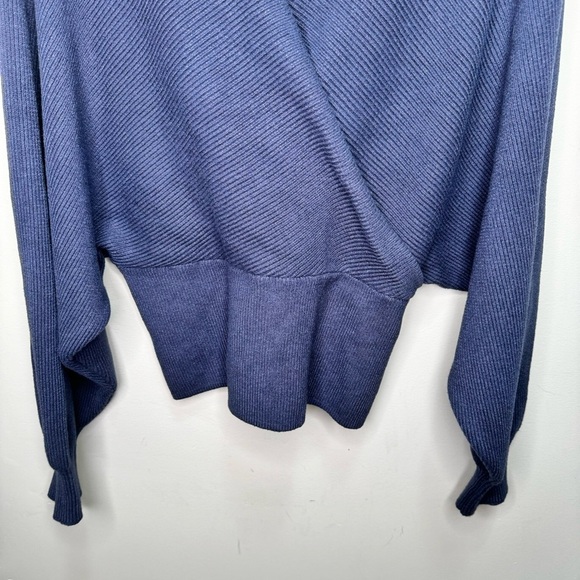 Love Tree Chic And Cozy Wrap Shoulder Vneck Sweater Dolman Sleeve Size XL - Picture 3 of 10